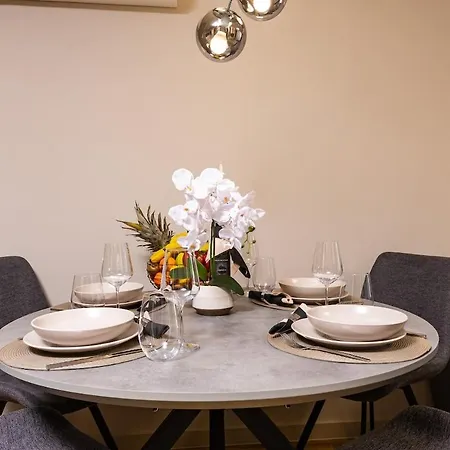 Center 'pemena' Free Private Parking Апартамент *